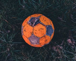 Preview wallpaper soccer ball, football, old, grass, hoarfrost