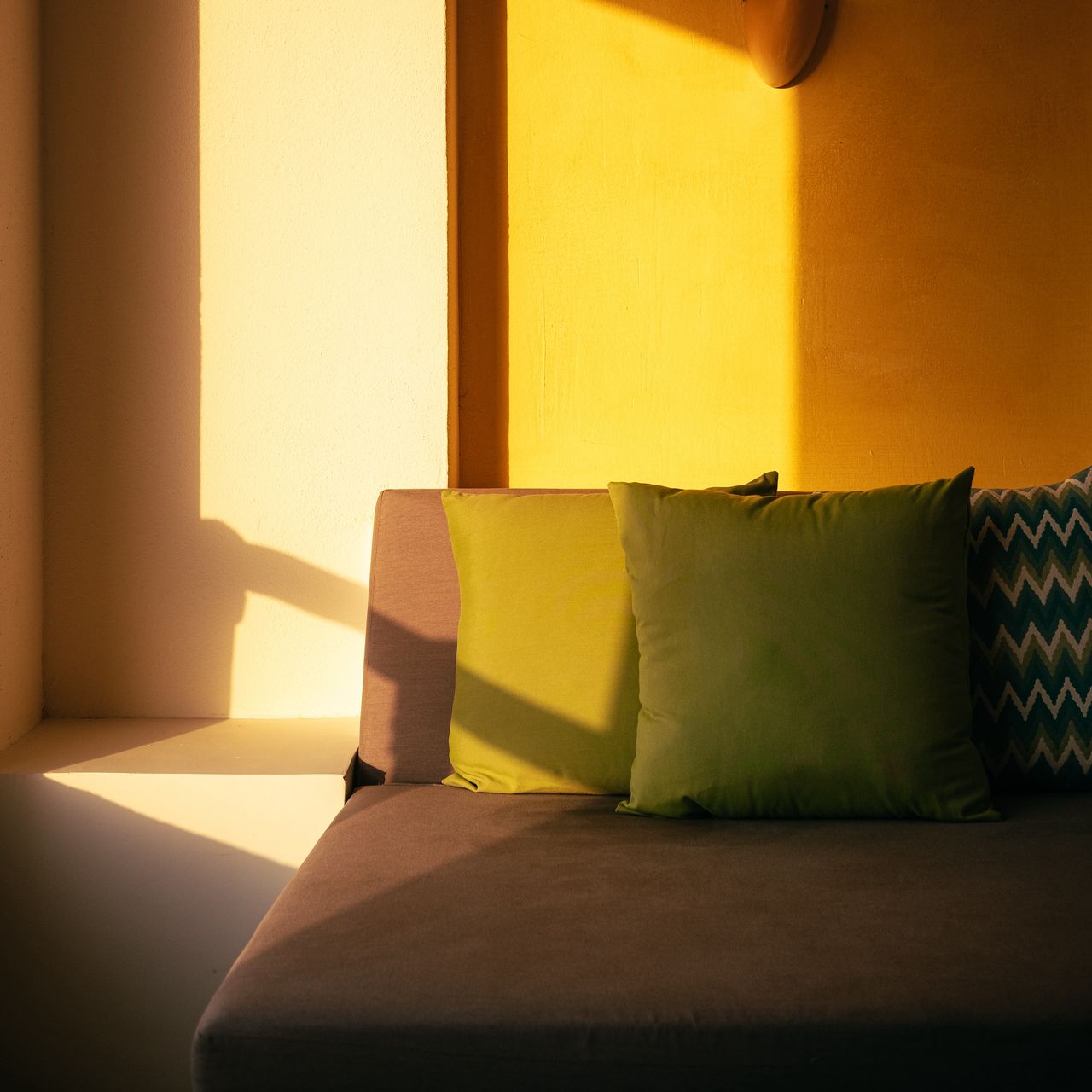 1280x1280 Wallpaper sofa, pillows, light, interior