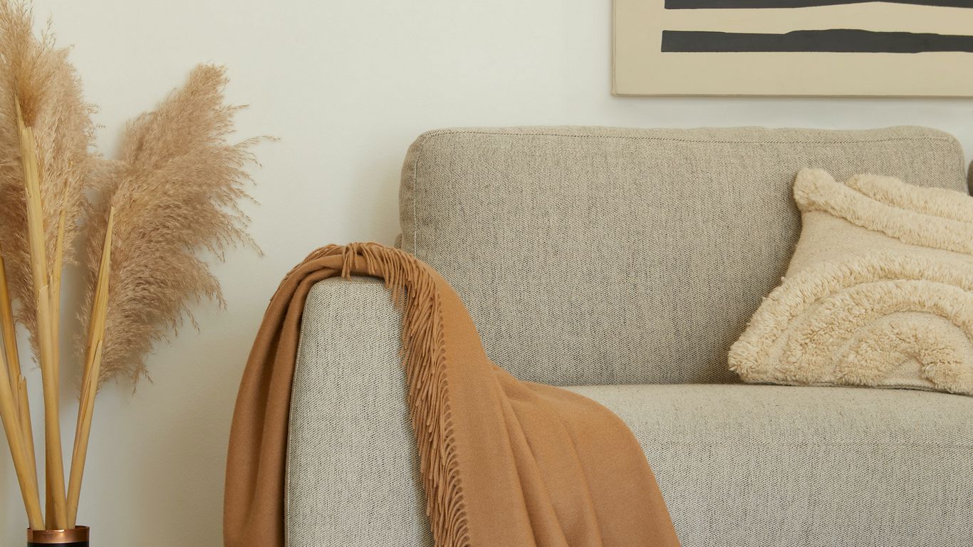 1366x768 Wallpaper sofa, room, interior, blanket