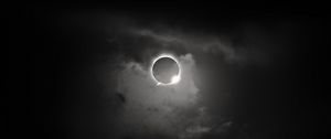 Preview wallpaper solar eclipse, eclipse, sun, bw, dark