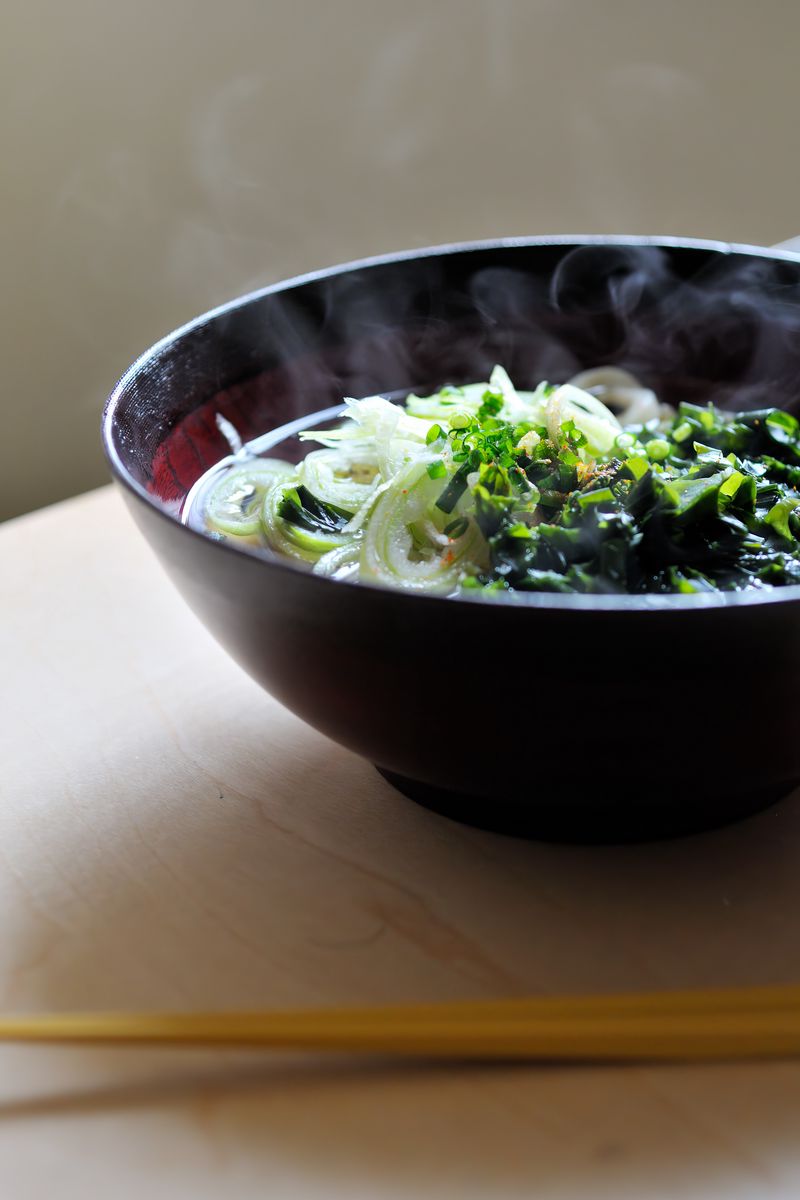 800x1200 Wallpaper soup, greens, steam, hot, asia, food