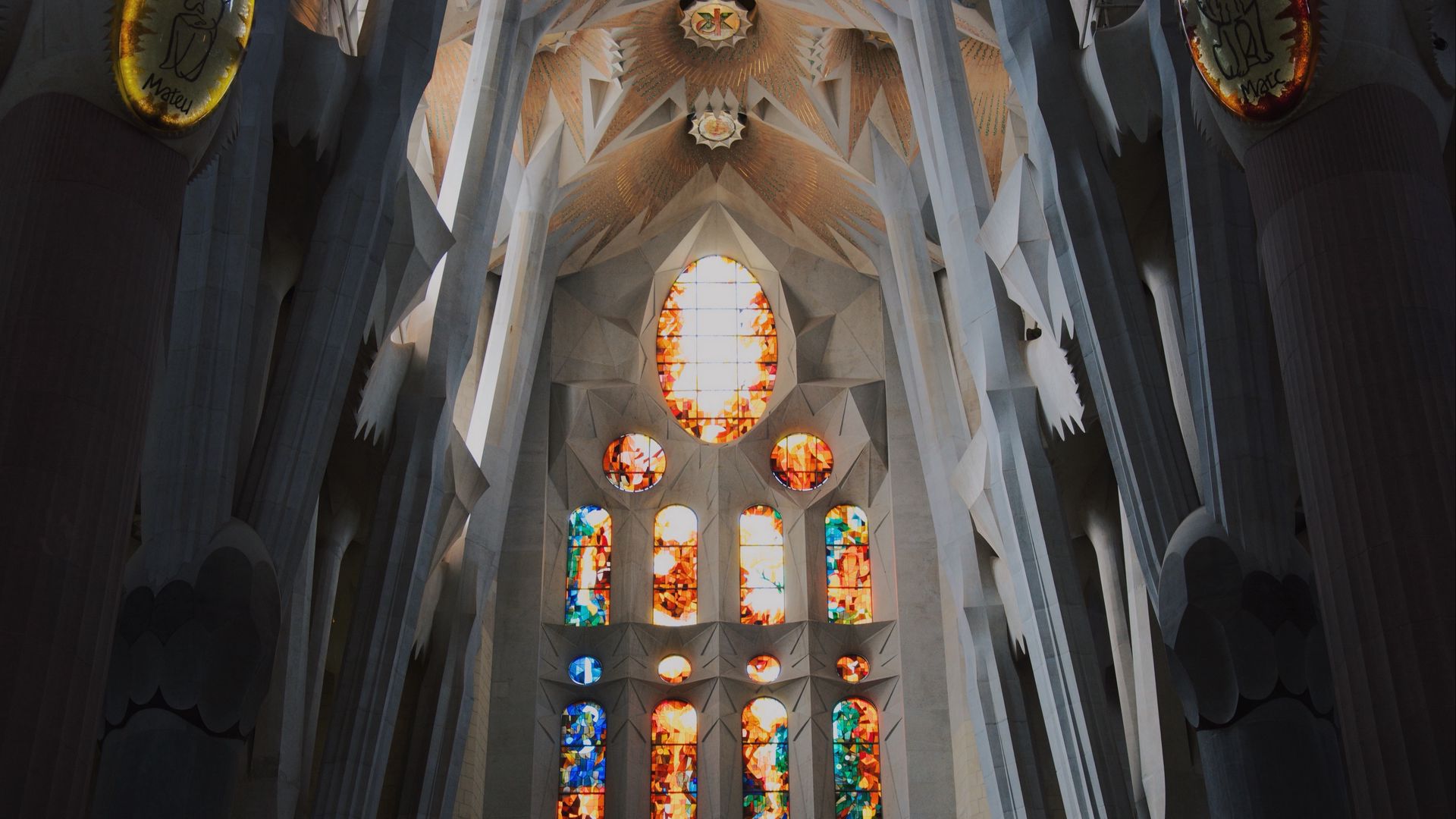 Gaudi Pictures | Download Free Images on Unsplash