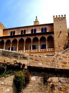 Preview wallpaper spain, castle, stone, wood