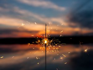 Preview wallpaper sparkler, sparks, blur, sunset