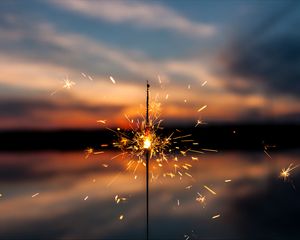 Preview wallpaper sparkler, sparks, blur, sunset