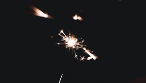 Preview wallpaper sparkler, sparks, dark, darkness