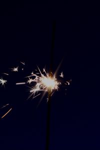 Preview wallpaper sparkler, sparks, dark, darkness, night