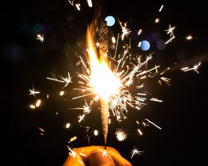 Preview wallpaper sparkler, sparks, light, hand