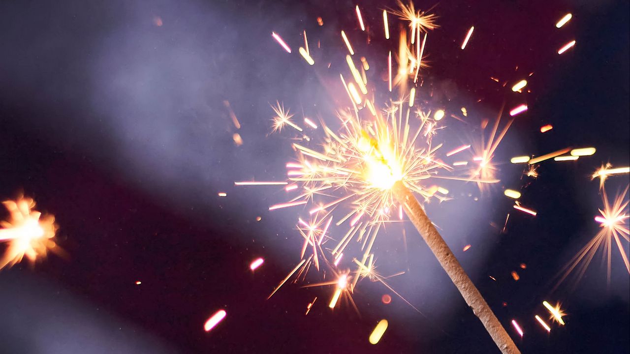 Wallpaper sparklers, sparks, blur