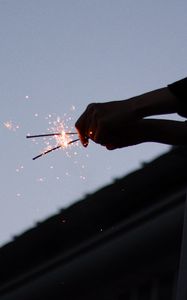 Preview wallpaper sparklers, sparks, hands