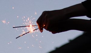 Preview wallpaper sparklers, sparks, hands