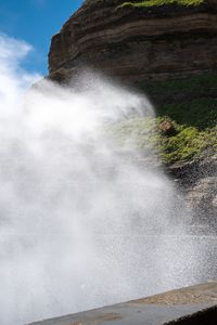 Preview wallpaper splashes, water, rocks