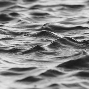 Preview wallpaper splashes, water, sea, black and white