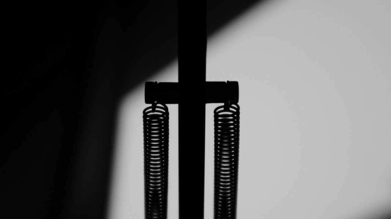 Wallpaper springs, mechanism, dark, bw