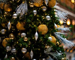 Preview wallpaper spruce, balls, decorations, new year, christmas