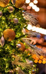 Preview wallpaper spruce, garland, balls, new year, christmas