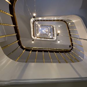 Preview wallpaper staircase, bottom view, light