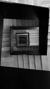 Preview wallpaper staircase, steps, twisting, square, bw