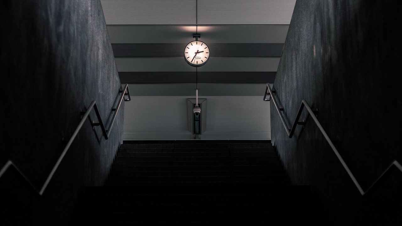 Wallpaper stairs, clock, room, dark