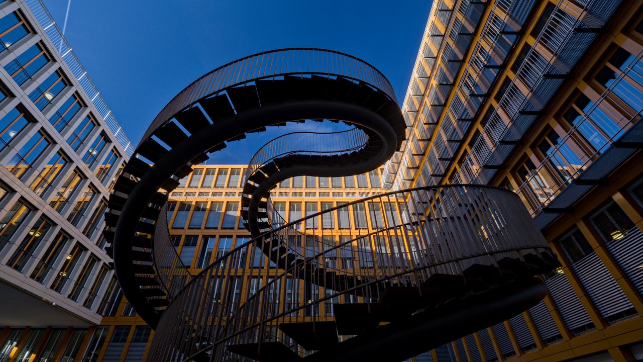 Wallpaper stairs, curve, building, architecture