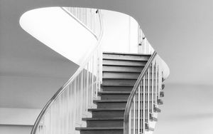 Preview wallpaper stairs, curve, wooden, black and white