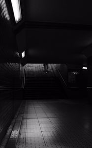 Preview wallpaper stairs, man, dark, bw