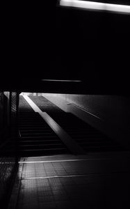 Preview wallpaper stairs, steps, tunnel, dark, black and white