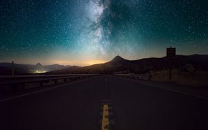Preview wallpaper starry sky, horizon, night, road