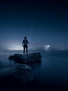 Preview wallpaper starry sky, loneliness, lake, man, mississauga, canada