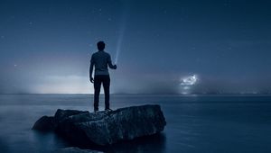 Preview wallpaper starry sky, loneliness, lake, man, mississauga, canada