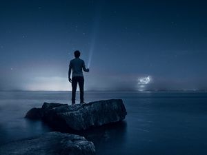 Preview wallpaper starry sky, loneliness, lake, man, mississauga, canada