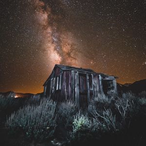 Preview wallpaper starry sky, milky way, building, night, june lake, united states