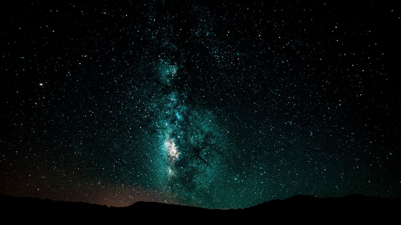 1280x720 Wallpaper starry sky, milky way, night, shining, galaxy