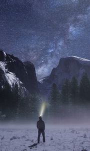 Preview wallpaper starry sky, mountains, night, loneliness