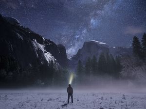 Preview wallpaper starry sky, mountains, night, loneliness