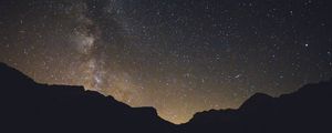 Preview wallpaper starry sky, mountains, radiance