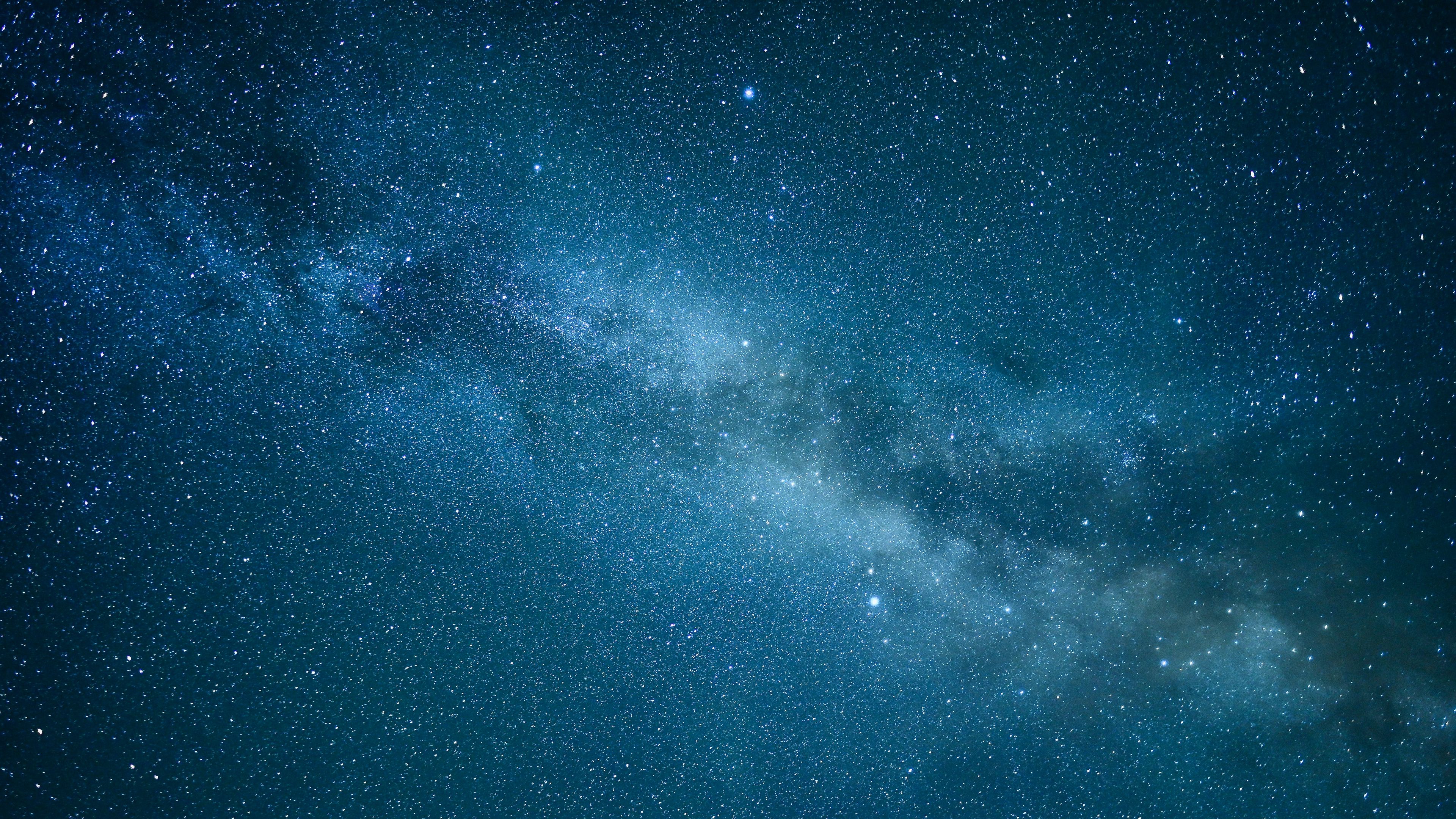 Tải hình nền 3840x2160 bầu trời đầy sao, tinh vân, ngôi sao, màu xanh...: Tận hưởng không gian của vũ trụ trên màn hình thiết bị của bạn với loạt hình nền độ phân giải 3840x