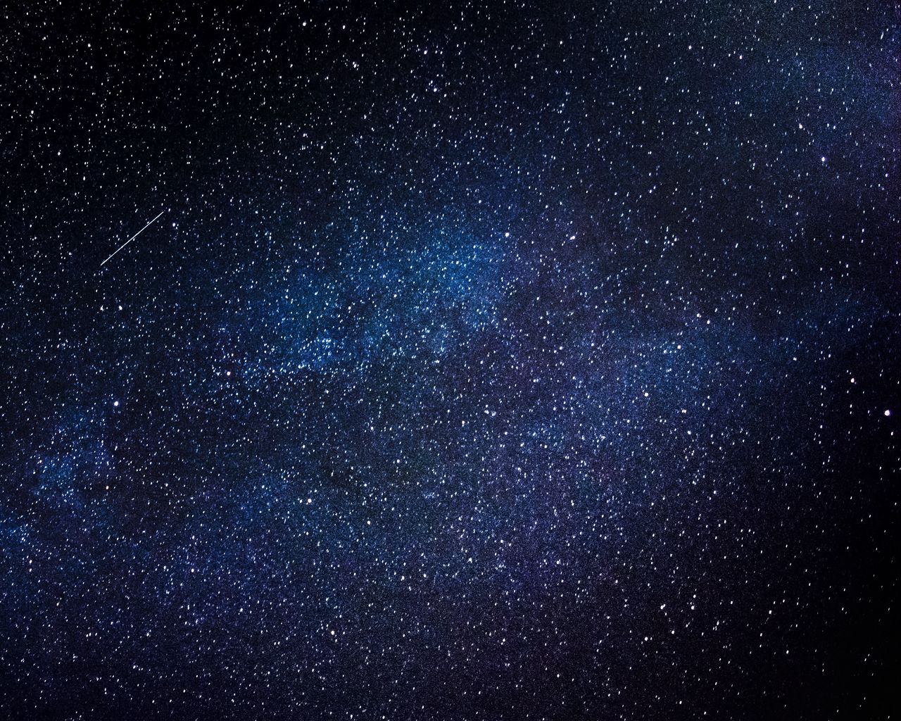 Hình nền thiên hà đêm để bạn khám phá sự bí ẩn của vũ trụ với vô số dải ngân hà và cụm sao sáng rực rỡ trên nền đen đáng kinh ngạc. Đây chắc chắn sẽ là hình nền nổi bật trên điện thoại hay máy tính của bạn!