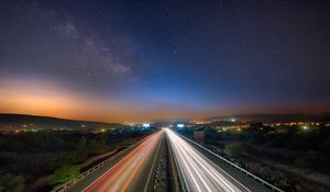 Preview wallpaper starry sky, night, road, traffic