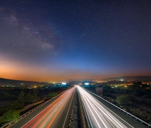Preview wallpaper starry sky, night, road, traffic