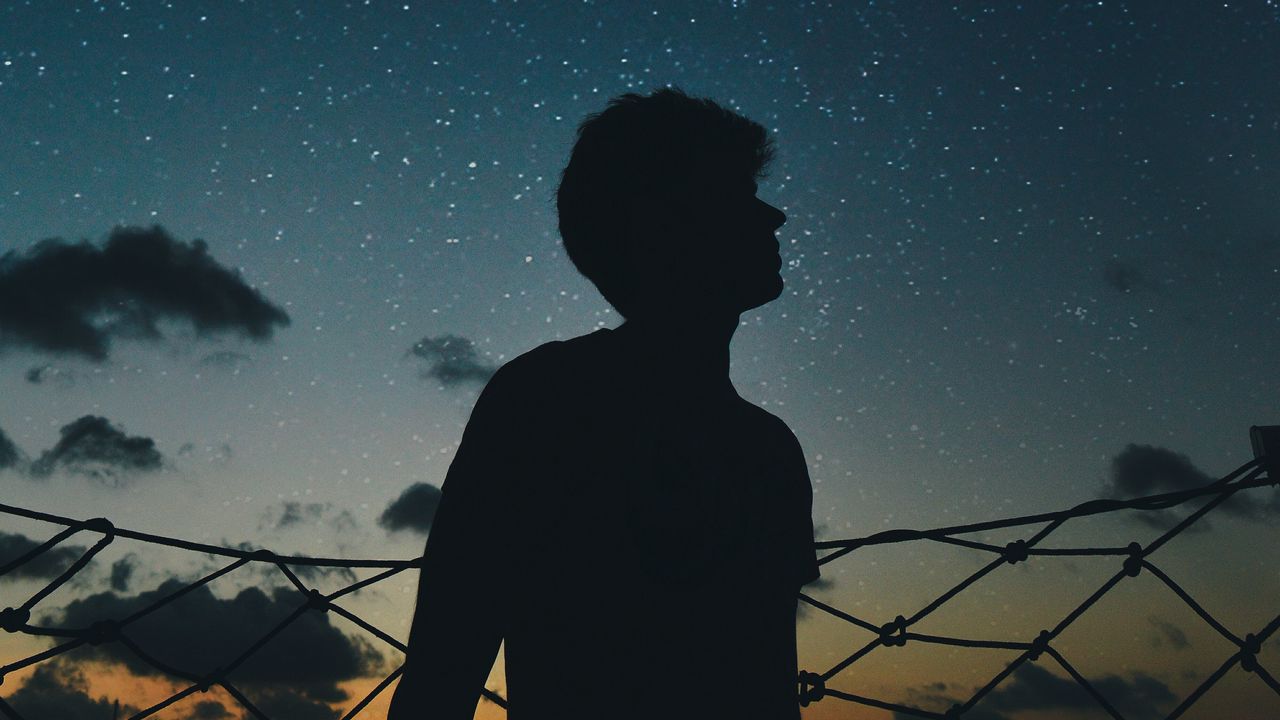 Wallpaper starry sky, silhouette, loneliness