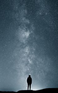 Preview wallpaper starry sky, silhouette, loneliness, solitude, dark, shine