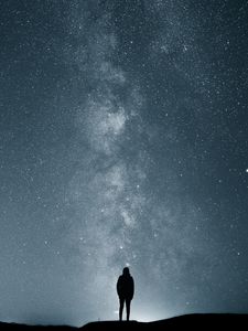 Preview wallpaper starry sky, silhouette, loneliness, solitude, dark, shine