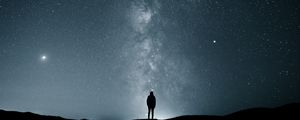 Preview wallpaper starry sky, silhouette, loneliness, solitude, dark, shine