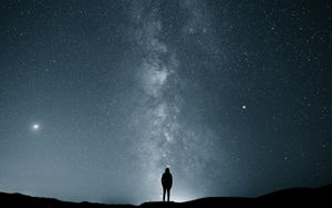 Preview wallpaper starry sky, silhouette, loneliness, solitude, dark, shine
