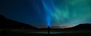 Preview wallpaper starry sky, silhouette, northern lights, loneliness