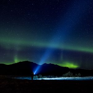 Preview wallpaper starry sky, silhouette, northern lights, loneliness, light, night