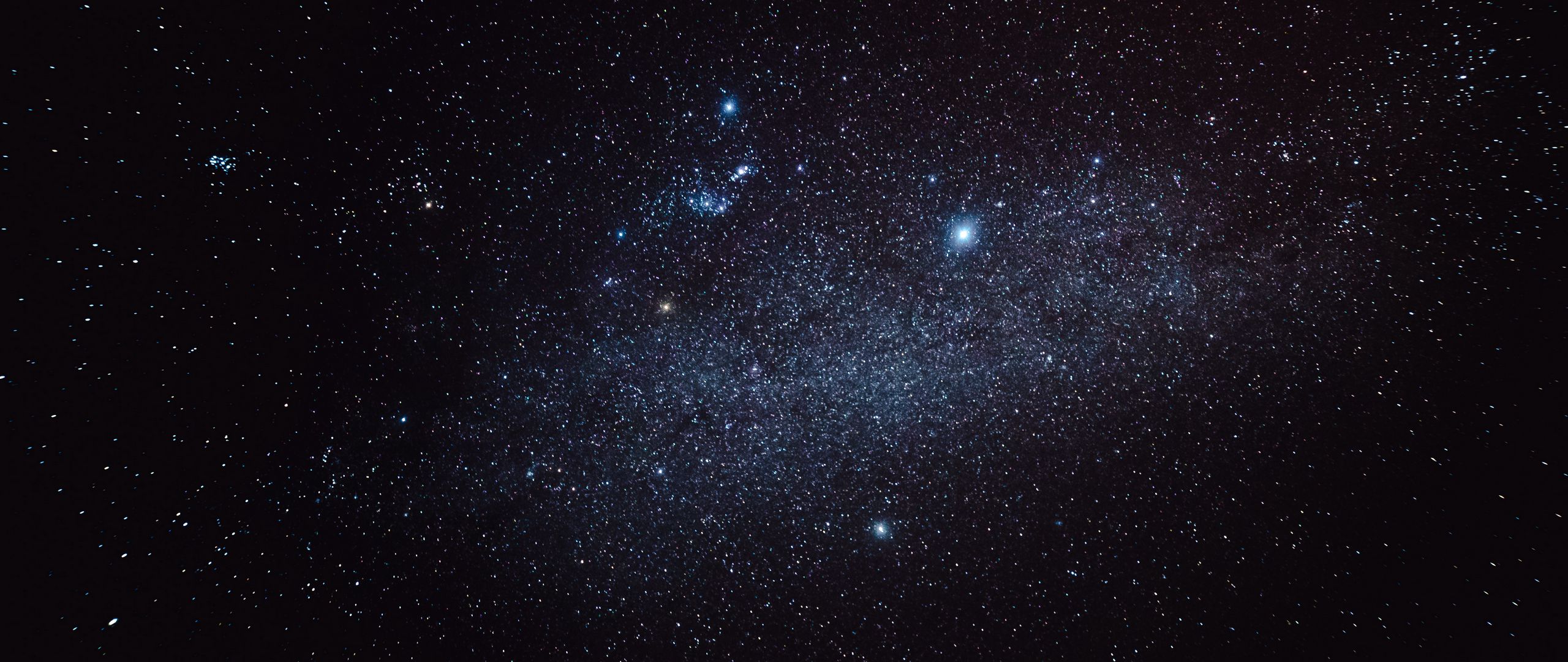 Một bức ảnh hình nền tuyệt đẹp của thiên hà, bầu trời đầy sao và ngôi sao đang chờ đón bạn. Hãy tải ngay hình nền 2560x1080 với thiên hà đầy mê hoặc này và trải nghiệm cảm giác đắm mình vào vũ trụ rộng lớn nhưng không kém phần đáng yêu và thân thiện.