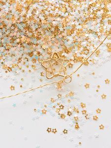 Preview wallpaper stars, pendant, gold