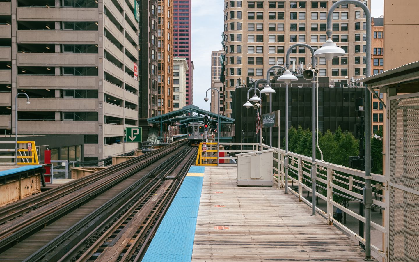 1440x900 Wallpaper station, train, lights, buildings, city